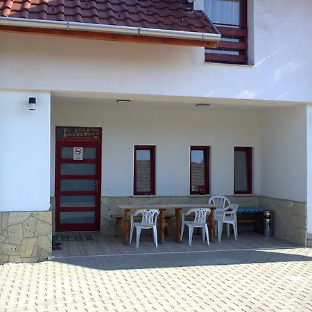 Aba Vezér Panzió és étterem * Abaújszántó